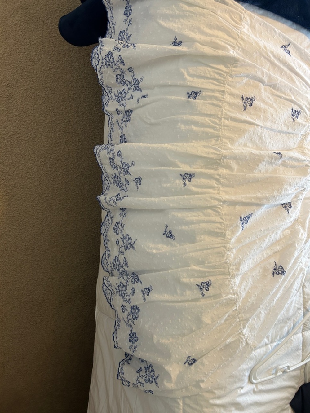 Ralph Lauren White Maxi Skirt with Blue Floral Embroidery - Picture 2 of 6